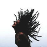 Eviter la chute de cheveux, et stimuler la repousse !