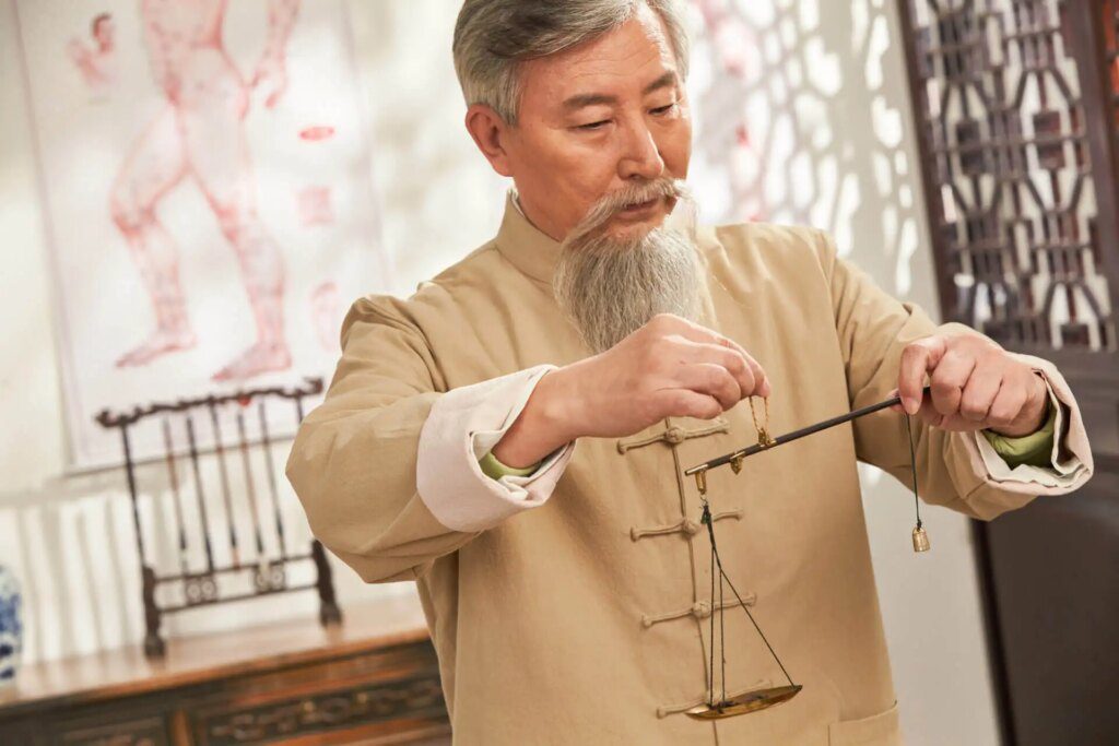 La naturopathie versus la médecine chinoise La naturopathie versus la médecine chinoise