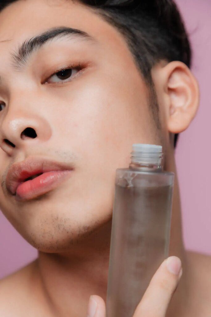 La technique coréenne des 7 couches de tonique facial : le secret pour une peau éclatante ! La technique coréenne des 7 couches de tonique facial : le secret pour une peau éclatante !