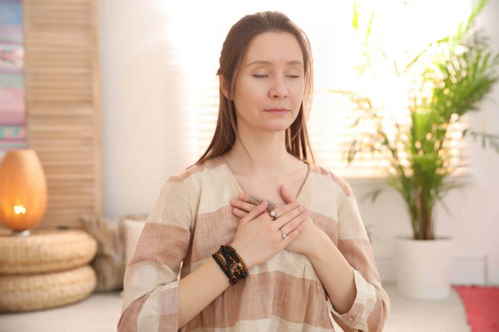 Comment intégrer le reiki dans votre routine de bien-être en 2025