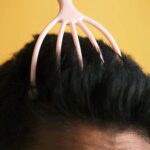Comment le massage capillaire peut augmenter l'épaisseur des cheveux