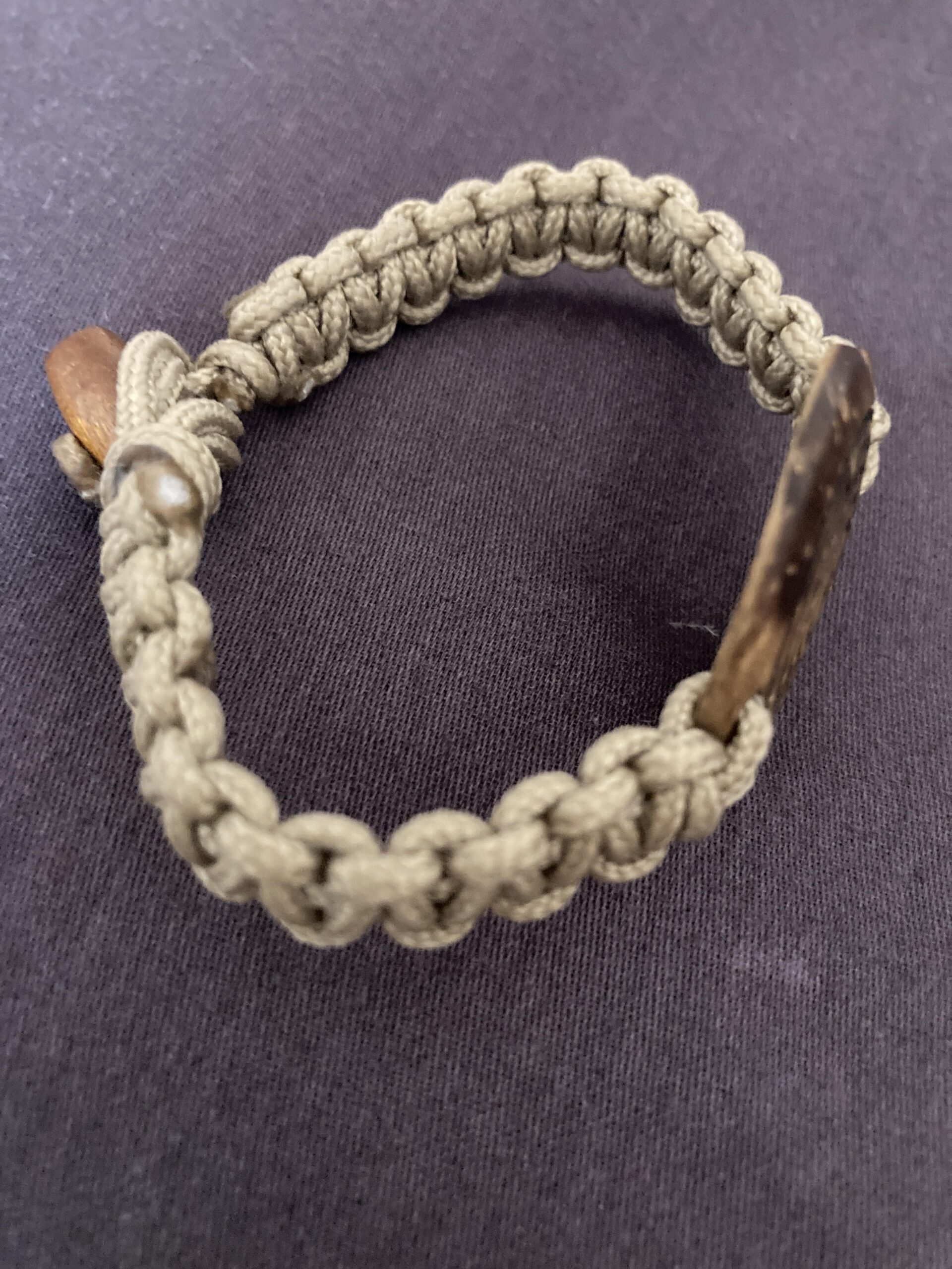 Bracelet de protection énergétique avec fermoir perle bois – Image 9
