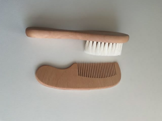 Brosse et peigne énergétiques pour bébé – Image 4
