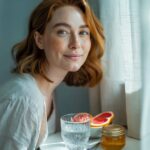 Les bienfaits insoupçonnés du jeûne intermittent sur l'énergie globale du corps féminin après 40 ans